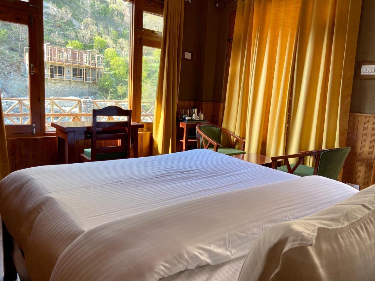 Shivadya Tirthan - Tirthan Valley Gushaini Buitenkant foto