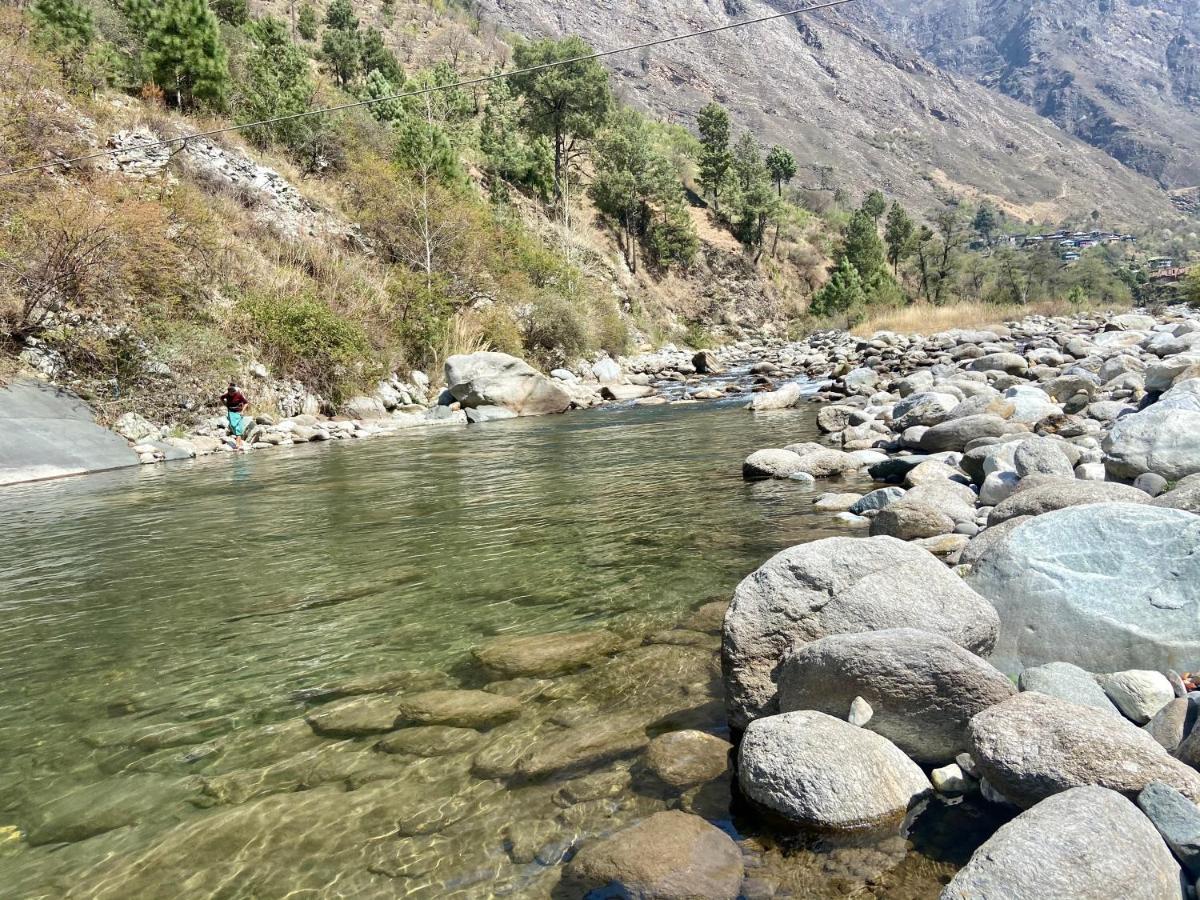 Shivadya Tirthan - Tirthan Valley Gushaini Buitenkant foto