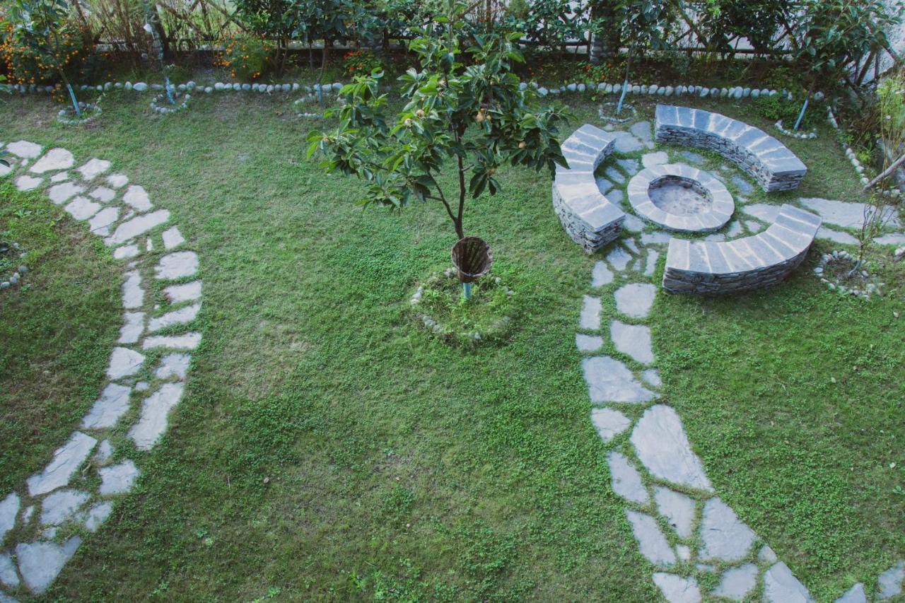 Shivadya Tirthan - Tirthan Valley Gushaini Buitenkant foto